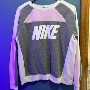 Nike tricolor crew neck medium
